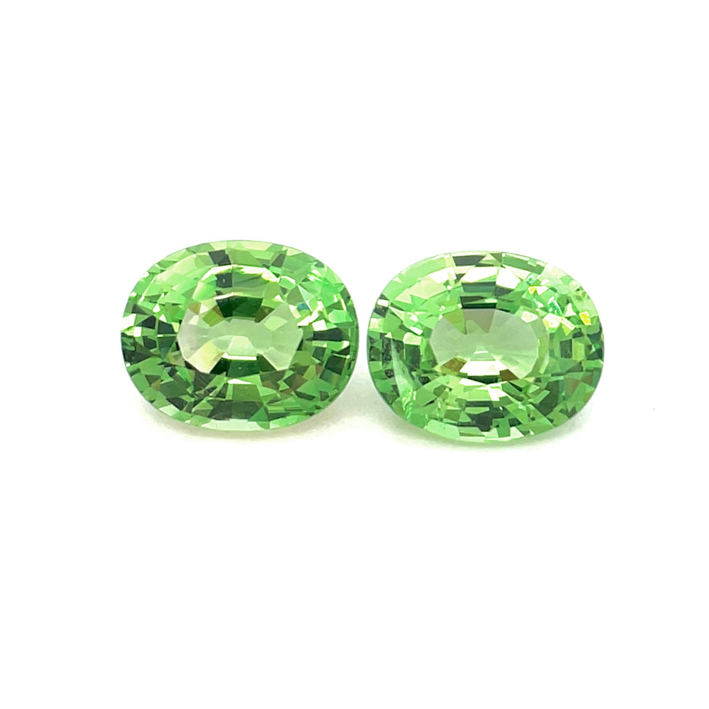 4.95cts Natural Gemstone Green Tsavorite Garnet - Oval Shape - 26009RGT